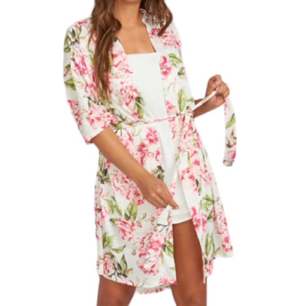 Show Me Your MuMu White Pink Floral Lightweight Bathrobe NWOT SIZE O/S